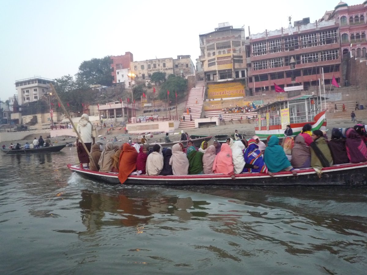 Sunrise - Bank of river Ganga67